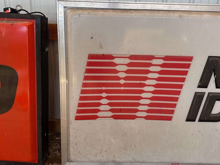 new-idea-lighted-double-sided-bubble-sign-image-2