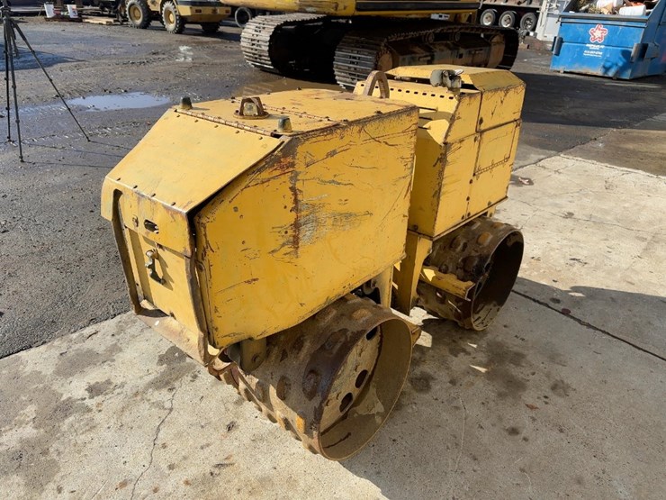 wacker-neuson-articulated-vibratory-trench-compactor-image-4