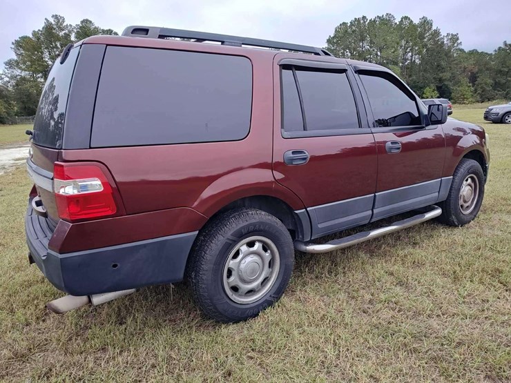 2016-ford-expedition-image-7