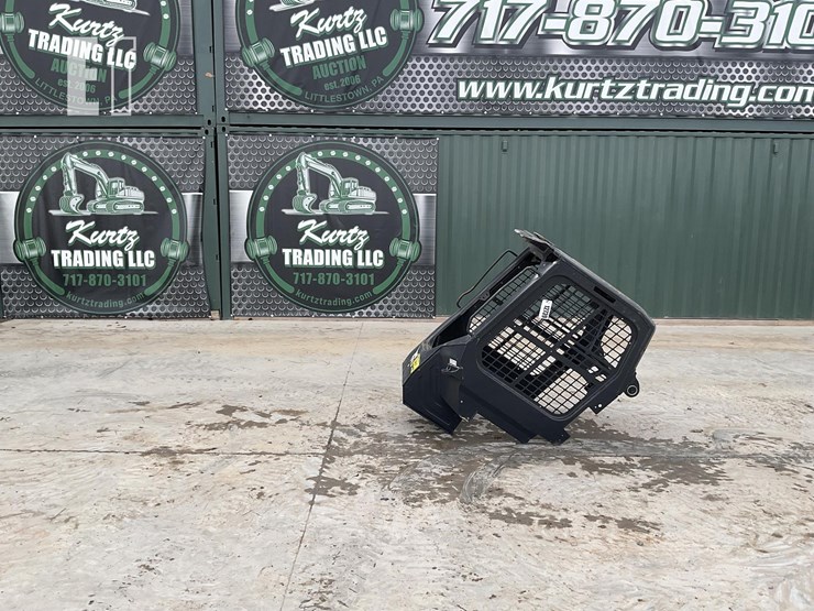 2022-bobcat-t64-image-1