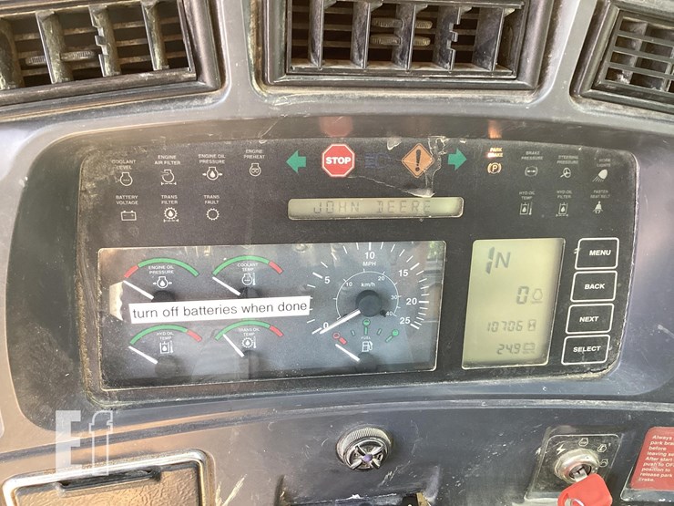 2002-deere-tc44h-image-16