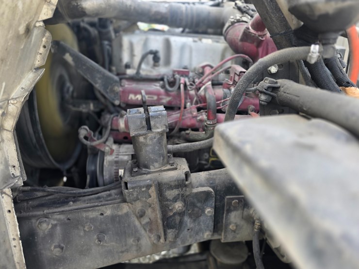 2008-mack-leu613-image-76