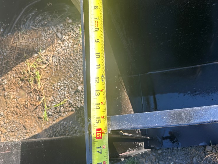 #32733-•-3'x3'-flashboard-pipe-riser-image-9