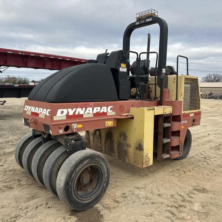 2007 DYNAPAC CP142