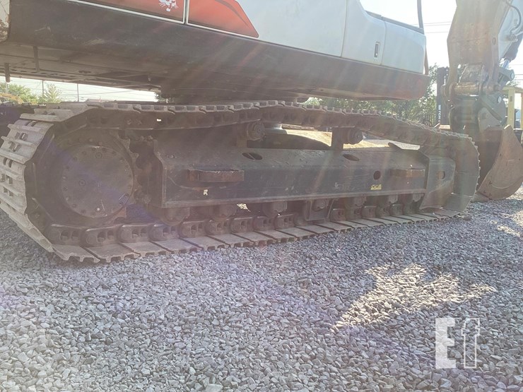 2021-bobcat-e165-image-14