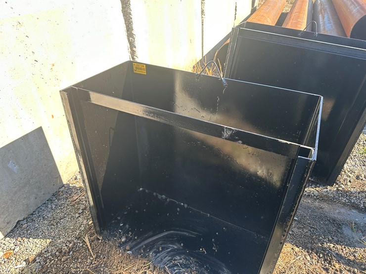 #32734-•-3'x3'-flashboard-pipe-riser-image-5