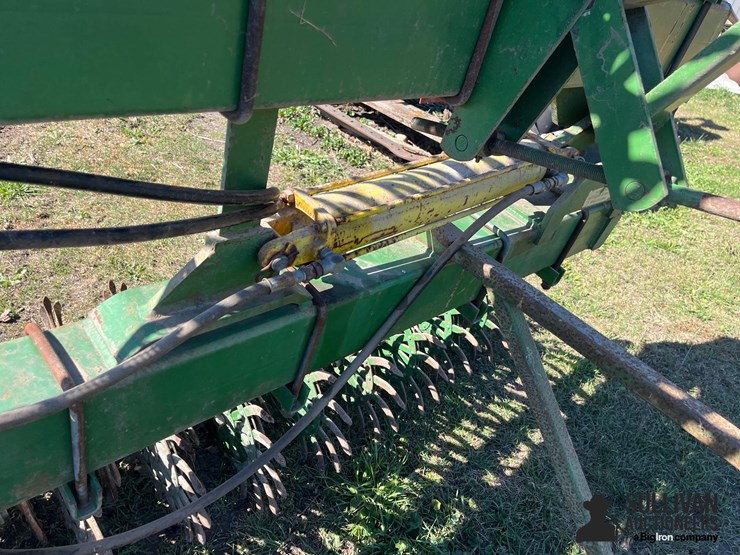 john-deere-400-image-14