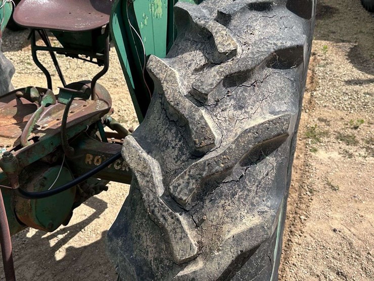 oliver-super-88-gas-row-crop-image-22