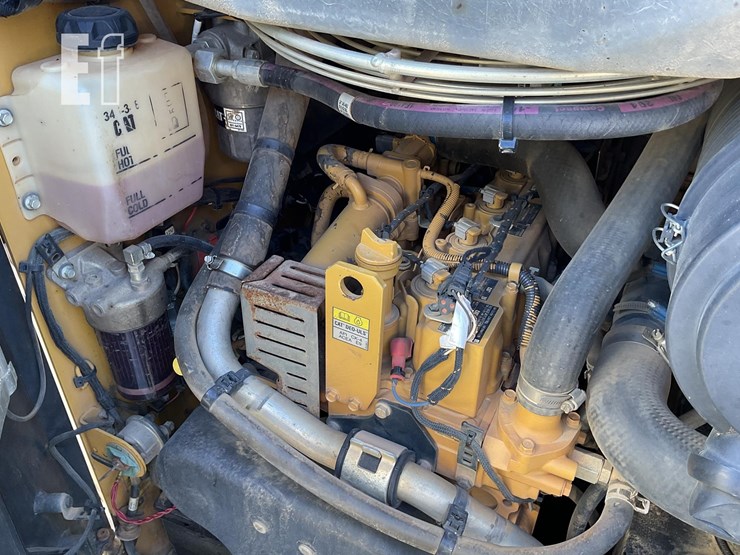 2019-caterpillar-259d-image-24