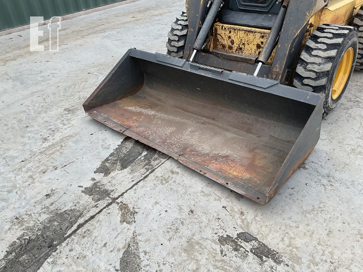 2003-new-holland-ls190-image-9