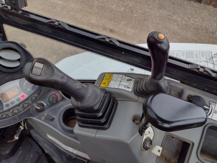 bobcat-e35i-image-8