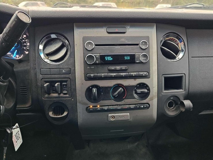 2016-ford-expedition-image-22