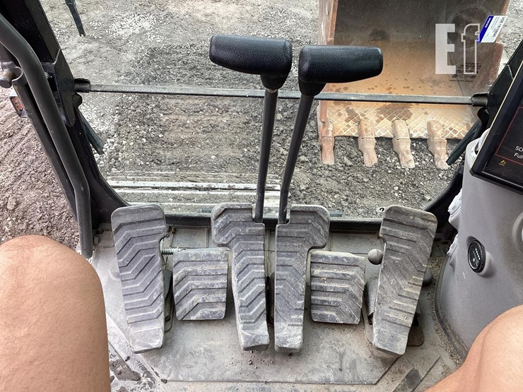 2018-volvo-ec250el-image-17