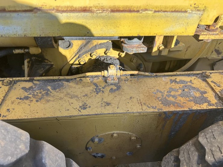 1984-caterpillar-140g-image-58