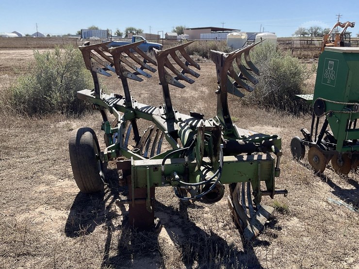 john-deere-4b-image-1