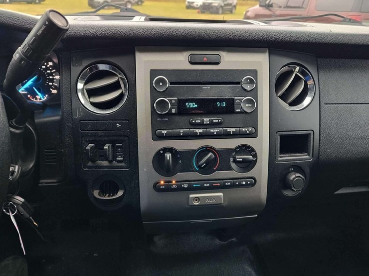 2016-ford-expedition-image-22