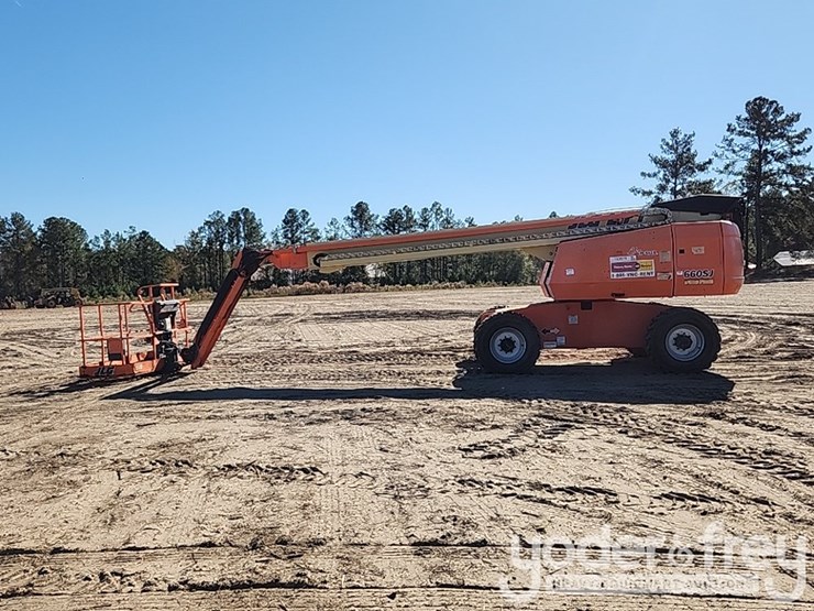 2008-jlg-660sj-image-2