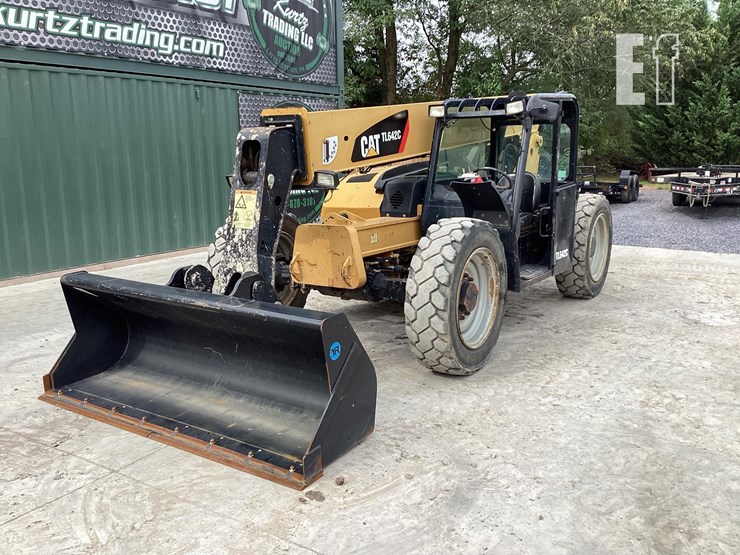 2014-caterpillar-tl642c-image-8