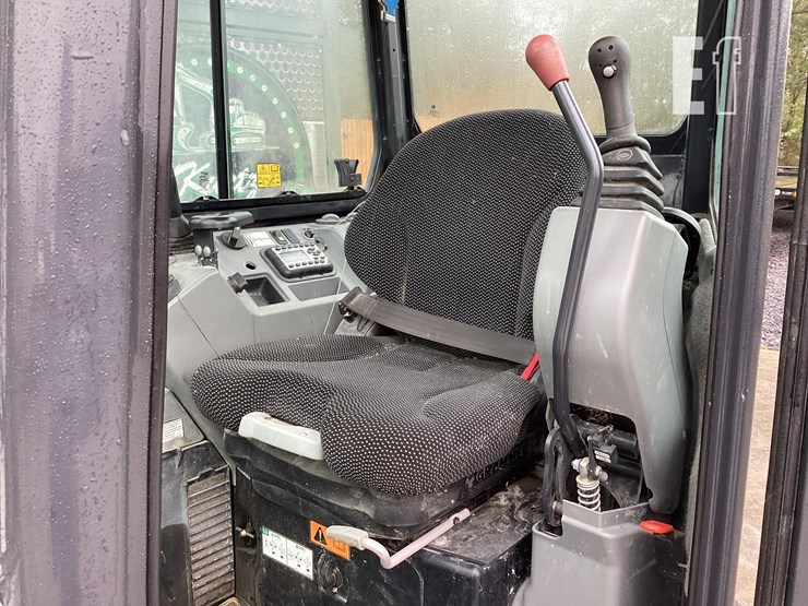 2021-bobcat-e35i-image-16