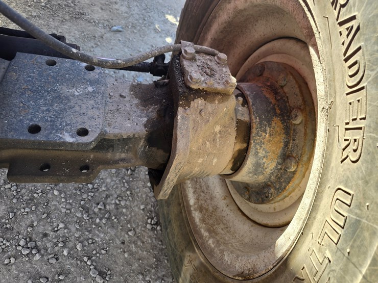 1994-jlg-8042-image-61