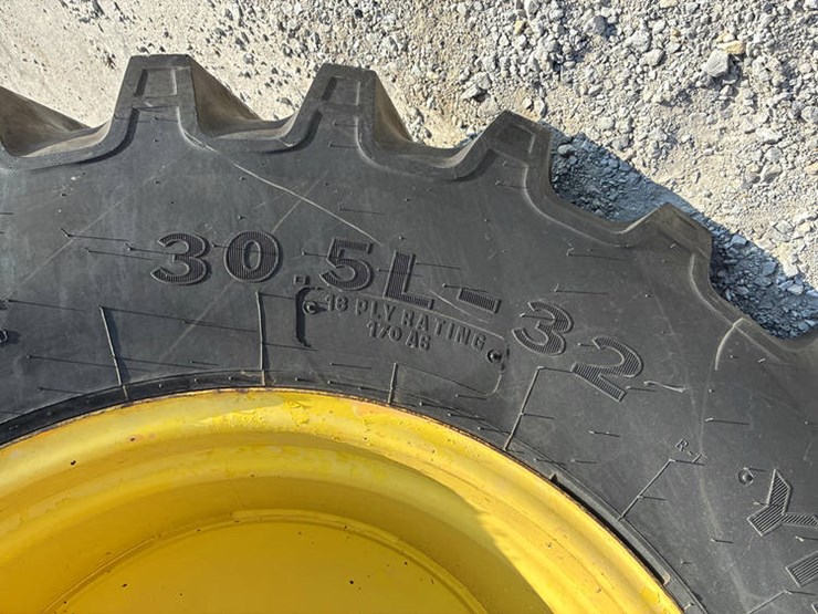 2001-john-deere-9750-image-35