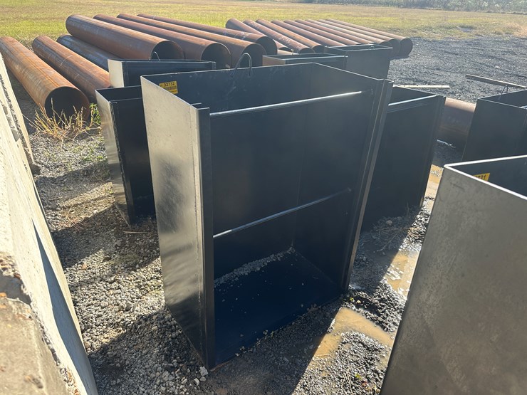 #32732-•-3'x4'-flashboard-pipe-riser-image-2