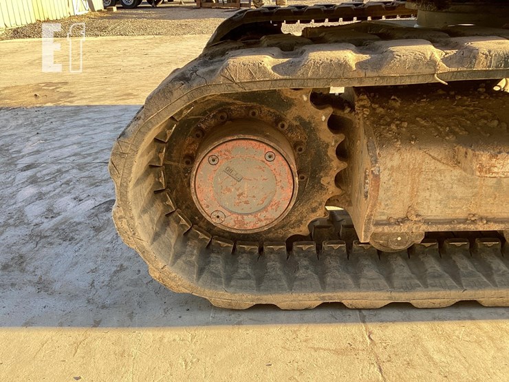 2019-takeuchi-tb290-image-14