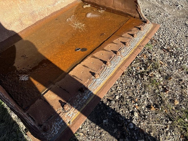 #3399-•-approx-60“-ditching-bucket-image-5