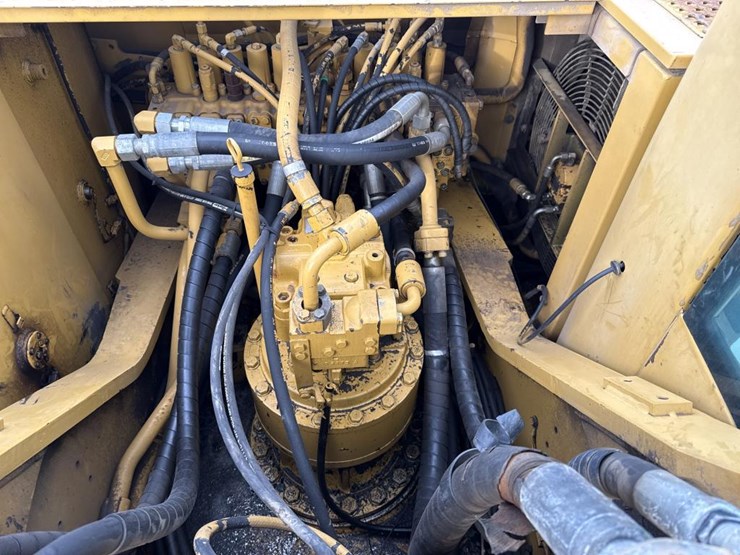 2004-caterpillar-325cl-image-31