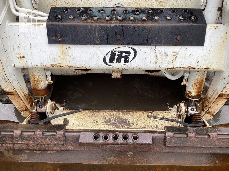 2005-bobcat-t190-image-10