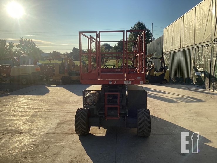 2016-skyjack-sj6832rt-image-3