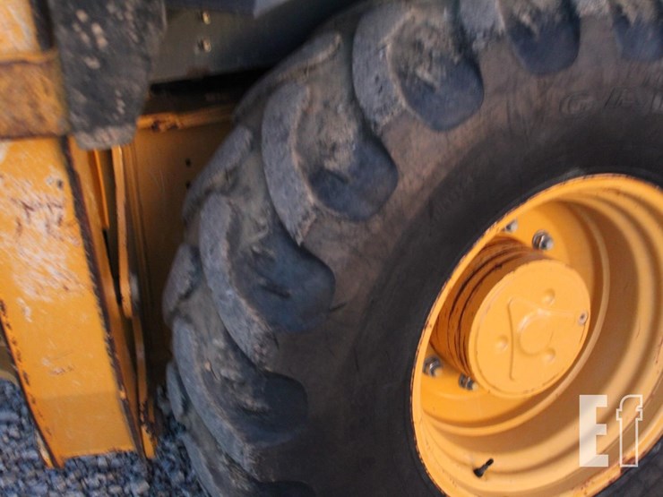 deere-310l-ep-image-15