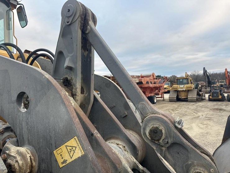 volvo-l220e-image-27