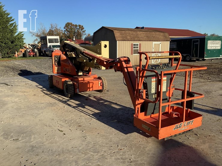 2008-jlg-e400ajpn-image-6