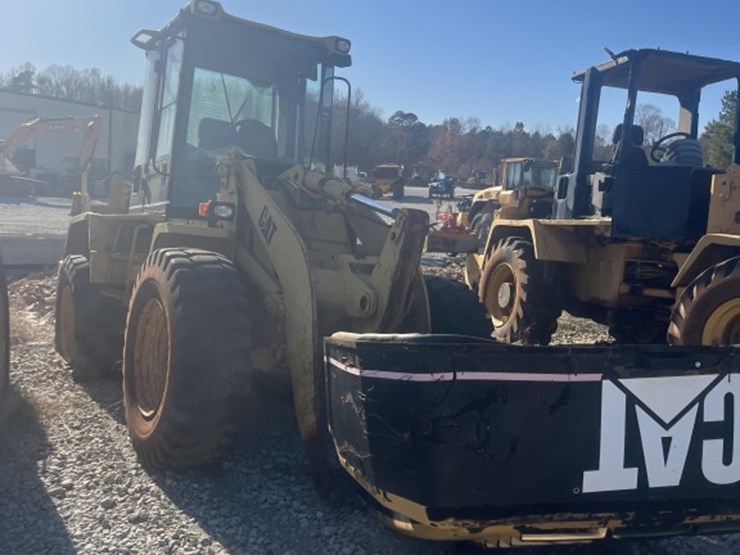 caterpillar-914g-image-7