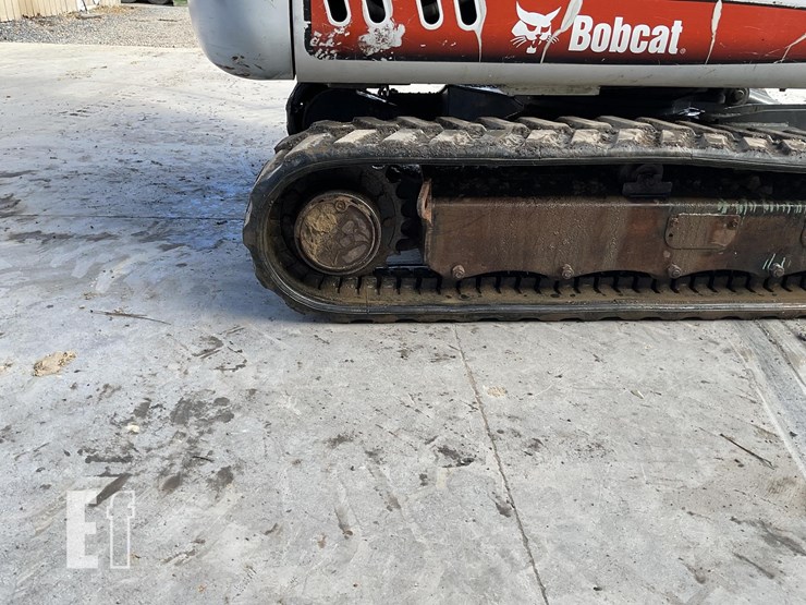 2008-bobcat-335-image-13