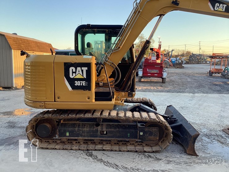 2017-caterpillar-307e2-image-5