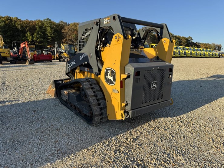 2020-deere-317g-image-4