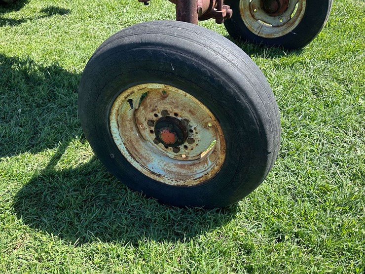 cockshutt-1550-image-10