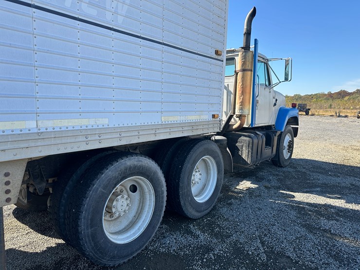 #32744-•-1989-international-f-2575-t/a-daycab-truck-tractor-vin:-1hszjg2r7kh666552-image-3