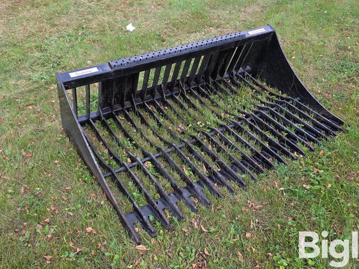 68"-skid-steer-rock-bucket-image-3