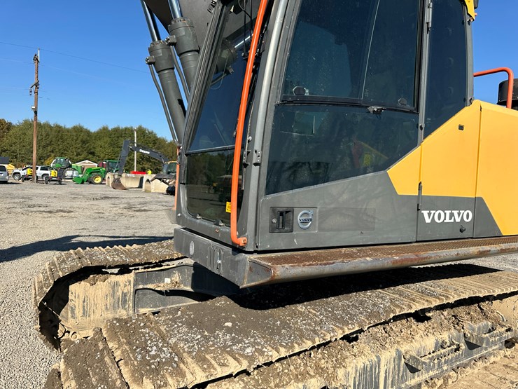 #32824-•-volvo-ec160e-crawler-excavator-w/hydraulic-thumb-image-33