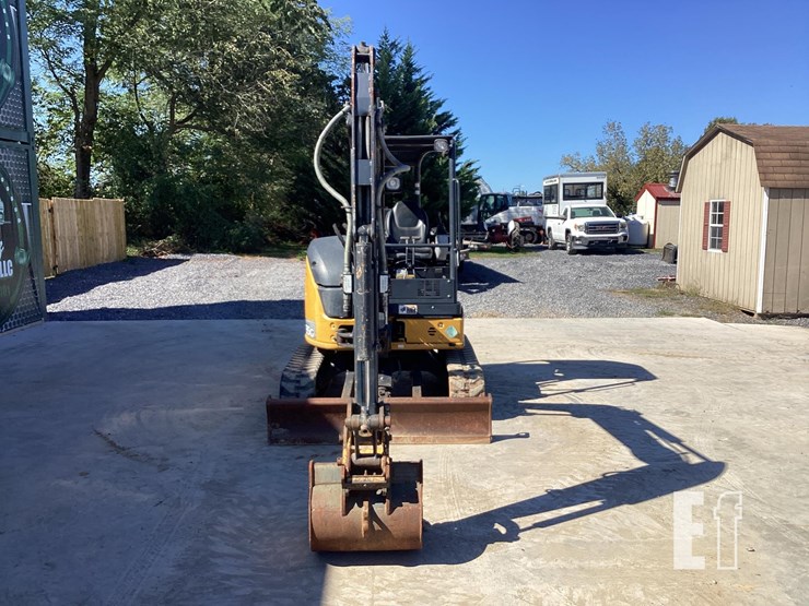 2020-deere-35g-image-7