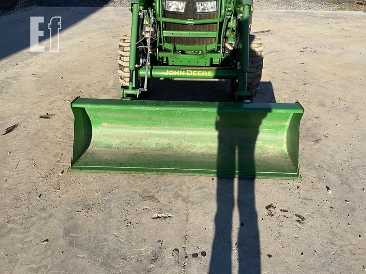 2023-john-deere-4044r-image-9