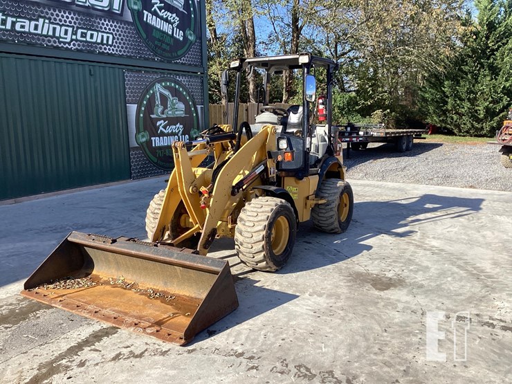 2018-caterpillar-903d-image-8