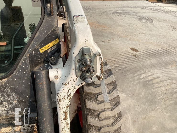2022-bobcat-s76-image-13