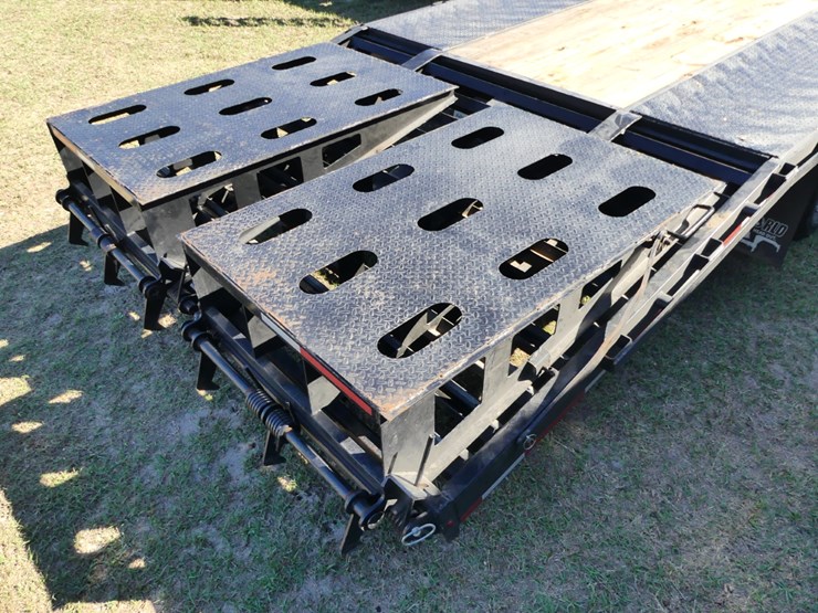 2024-trailer-world-96"-x-25'-trailer-image-8