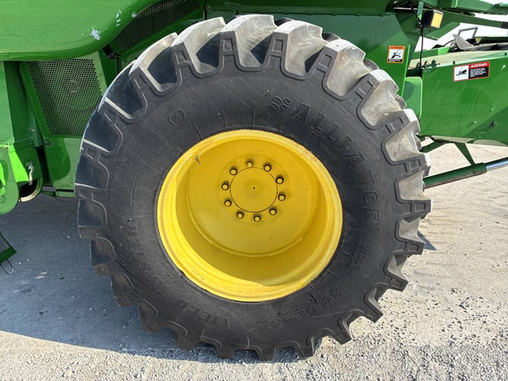2001-john-deere-9750-image-33