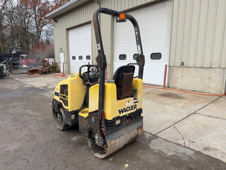 2007-wacker-neuson-rd16-image-3