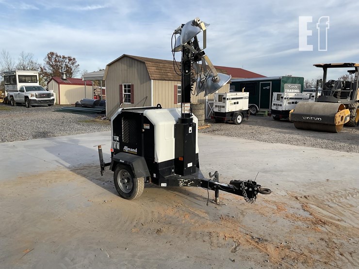 2019-allmand-bros-night-lite-v-series-image-6